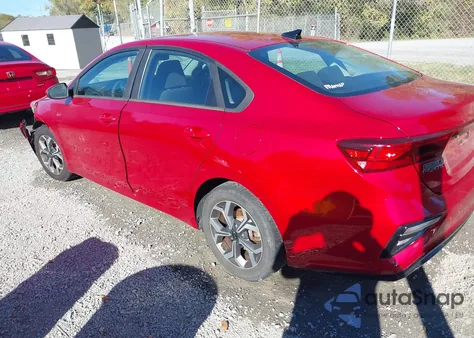 2019 Kia Forte Lxs z USA, uszkodzony, nr VIN 3KPF24AD7KE005199